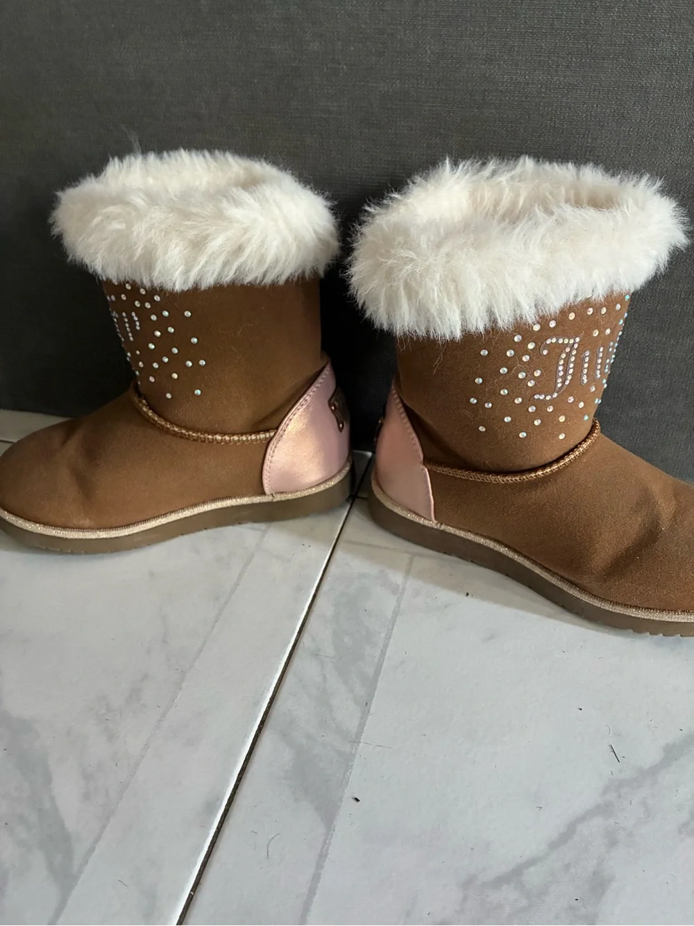 Juicy Couture Girls' Faux-Fur Trim Rhinestone Brown Boots